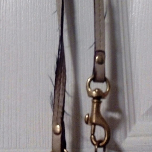 Coach wristlet - Picture 3 of 3